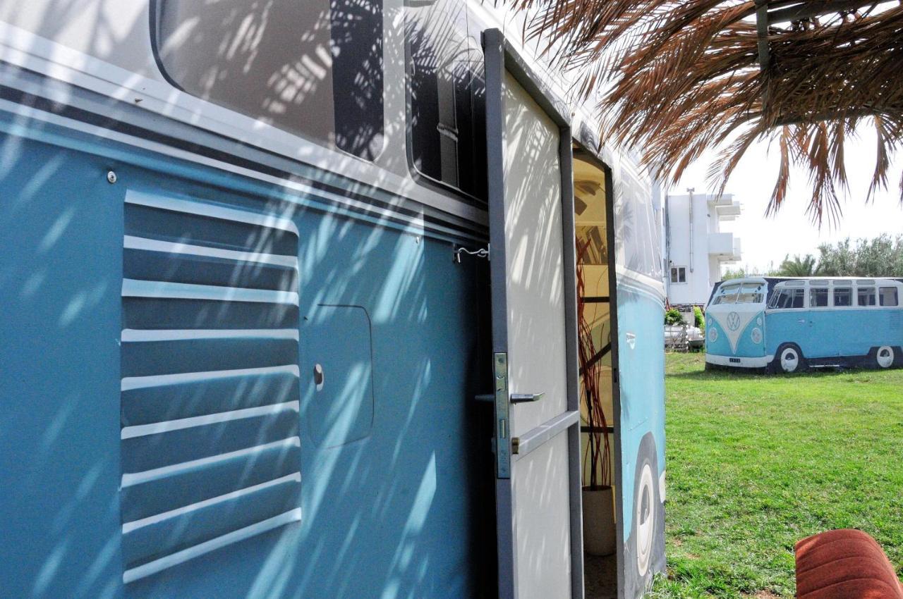 Cornelia Hippie Magic Bus Villa Kissamos Exterior photo