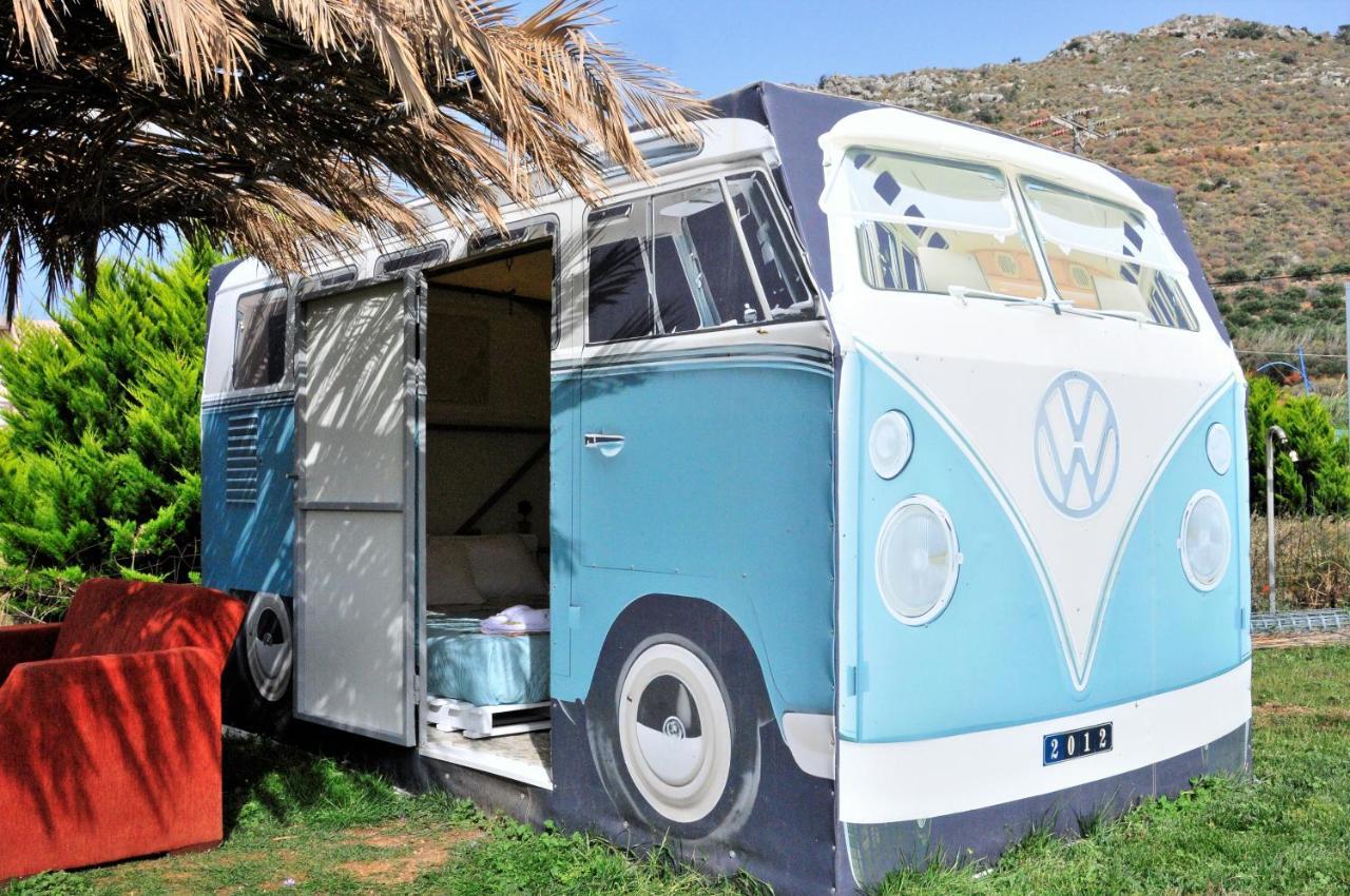 Cornelia Hippie Magic Bus Villa Kissamos Exterior photo