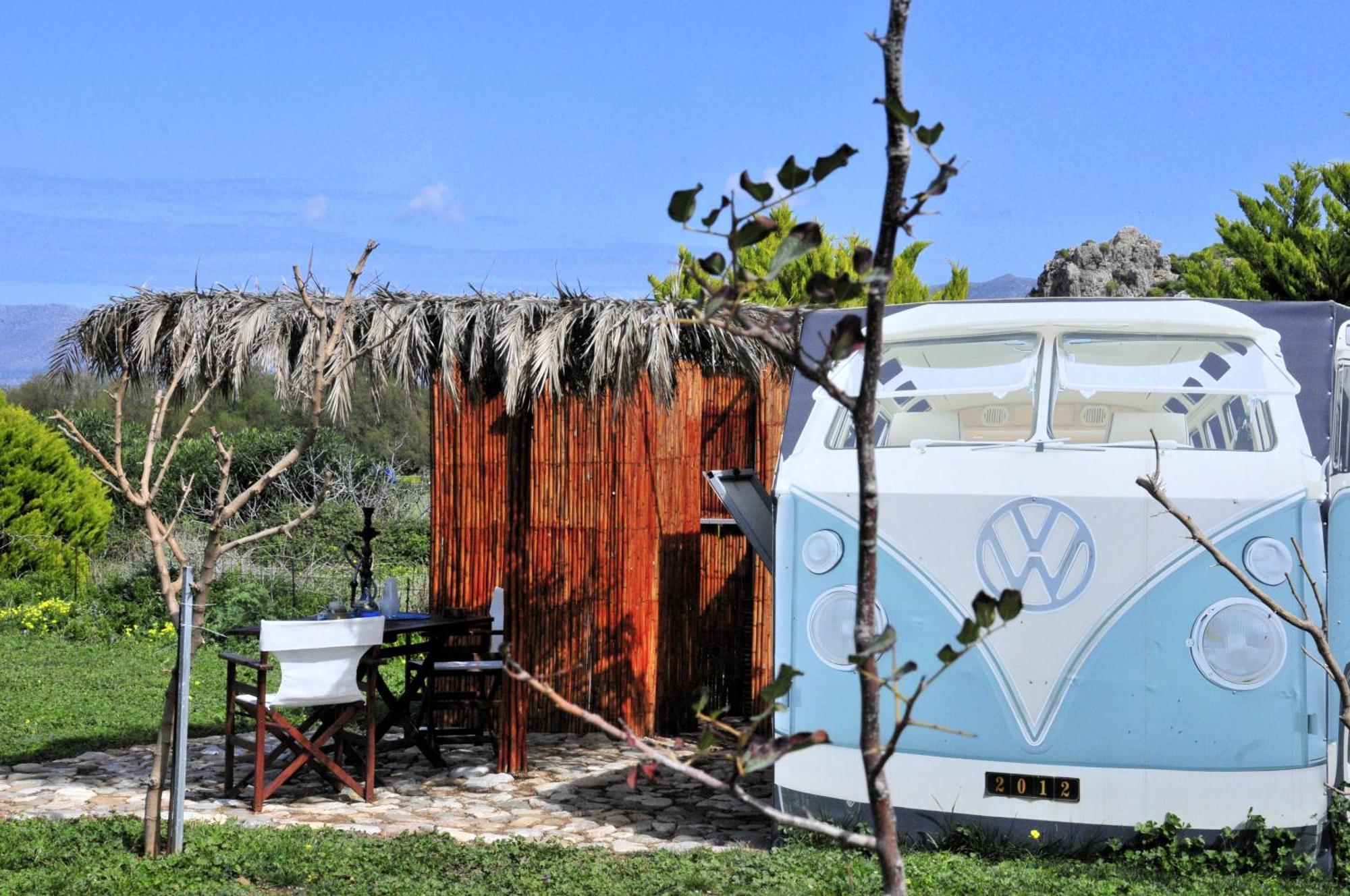 Cornelia Hippie Magic Bus Villa Kissamos Exterior photo
