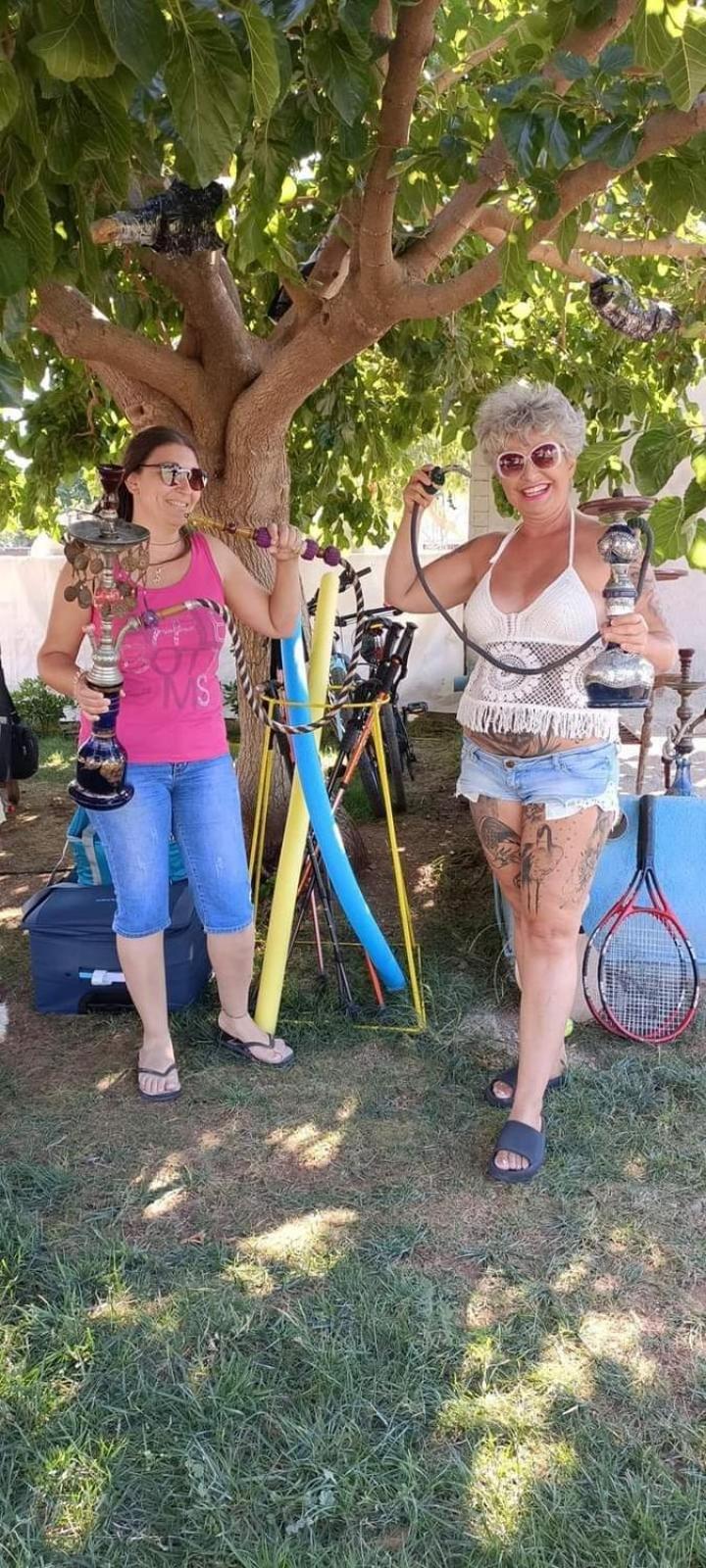 Cornelia Hippie Magic Bus Villa Kissamos Exterior photo