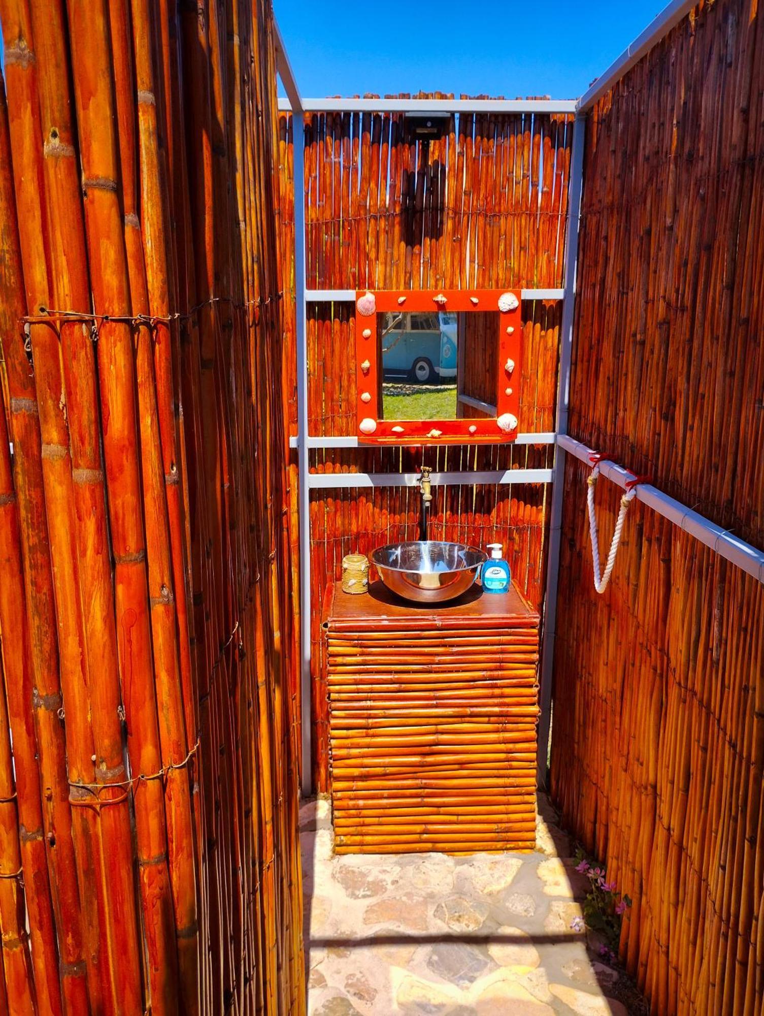 Cornelia Hippie Magic Bus Villa Kissamos Exterior photo